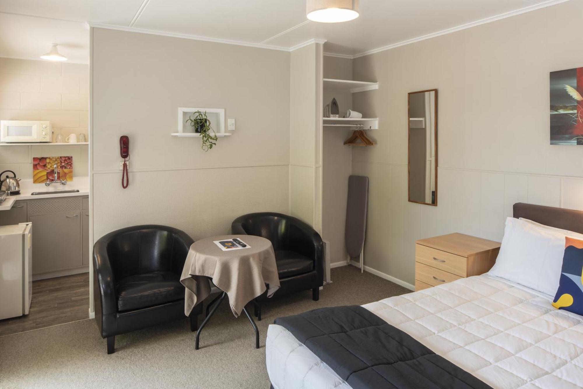 U Studios Masterton Habitación foto