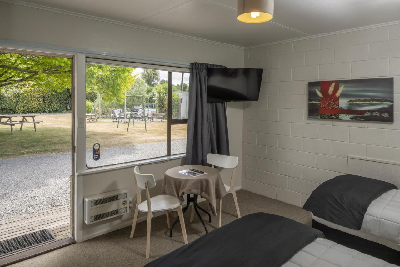 U Studios Masterton Habitación foto